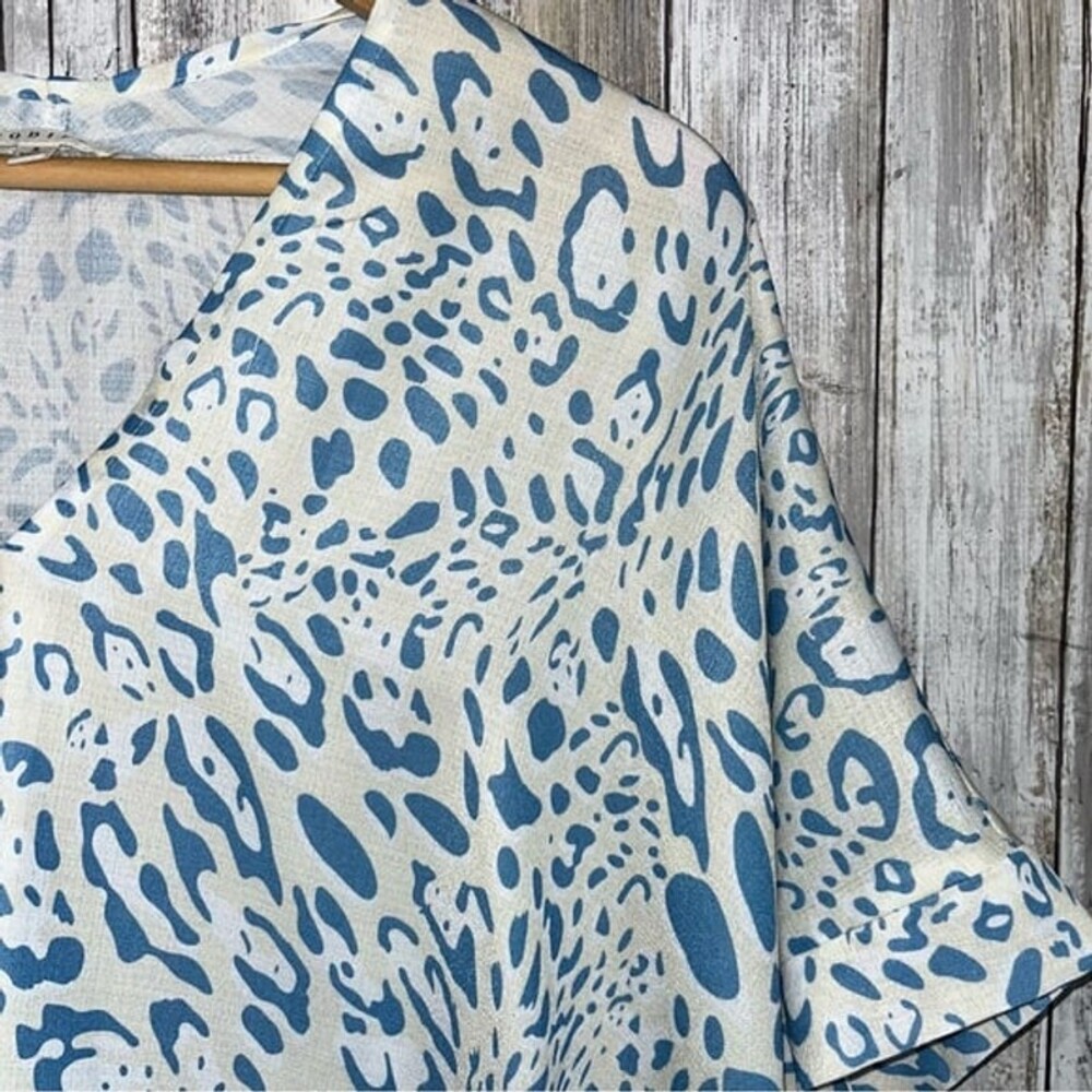 Jodifl Cream & Blue Animal Print Oversized Whimsy Blouse - Picture 6 of 6